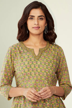 Gulzar Naznin Sanganeri Kurta