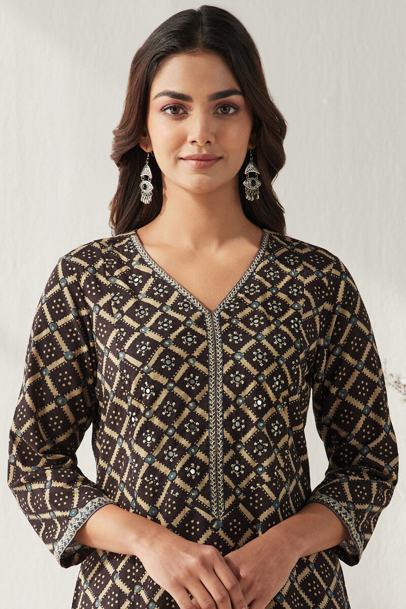 Sehra Kiara Ajrak Kurta