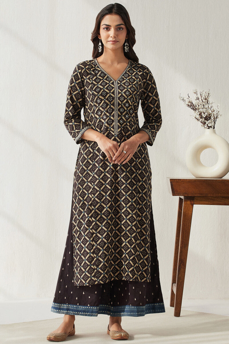 Sehra Kiara Ajrak Kurta