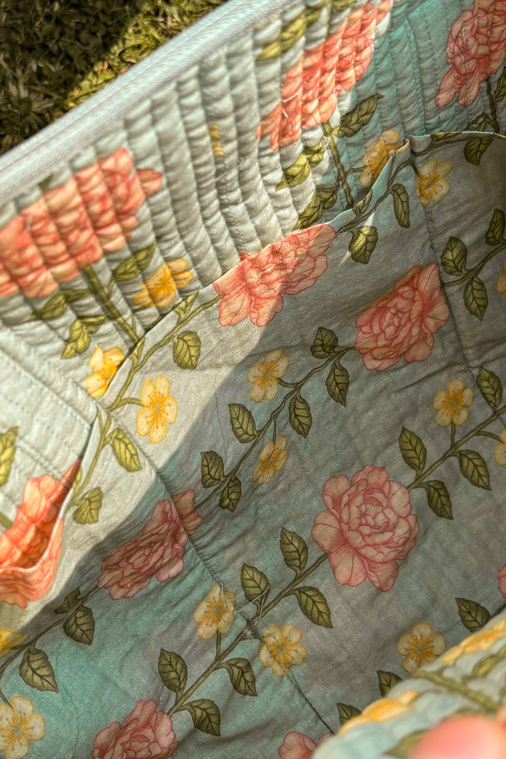 Roza Saira Holdall Bag