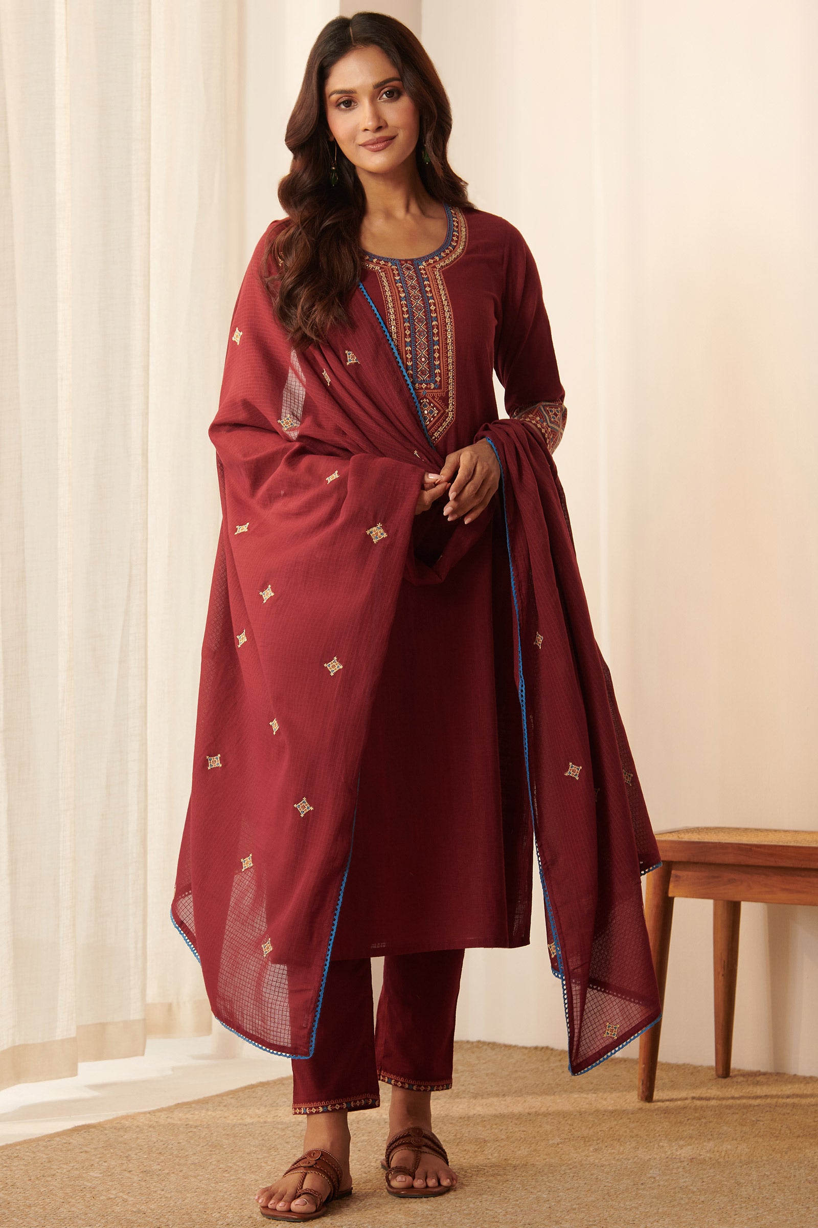 Mehraab Aahana Maroon Narrow Pants