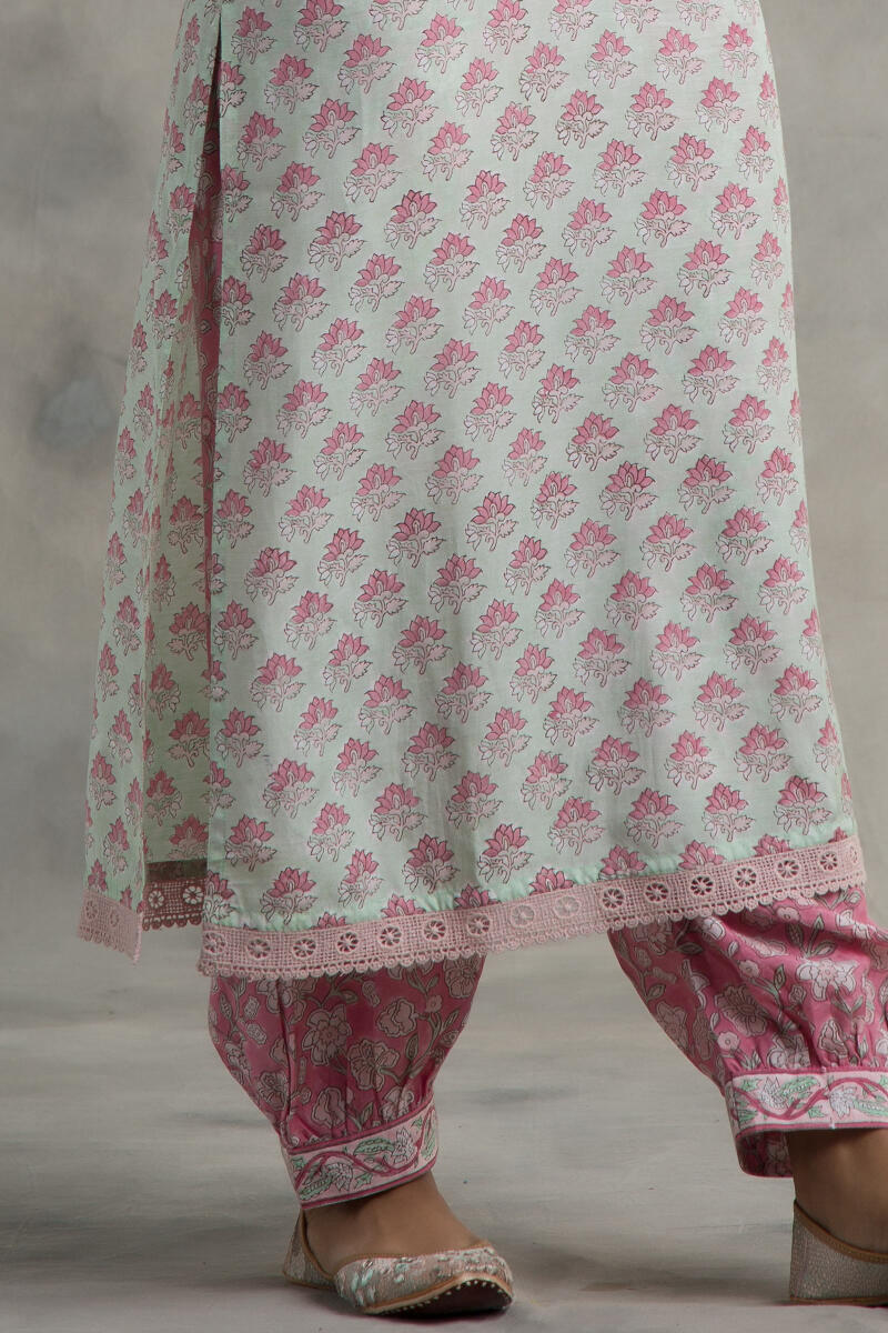 Gauhar Fareena Muslin Kurta