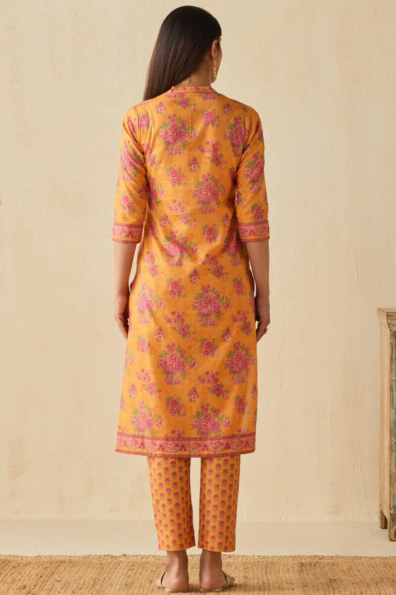 Surplus: Meher Roohi Kurta