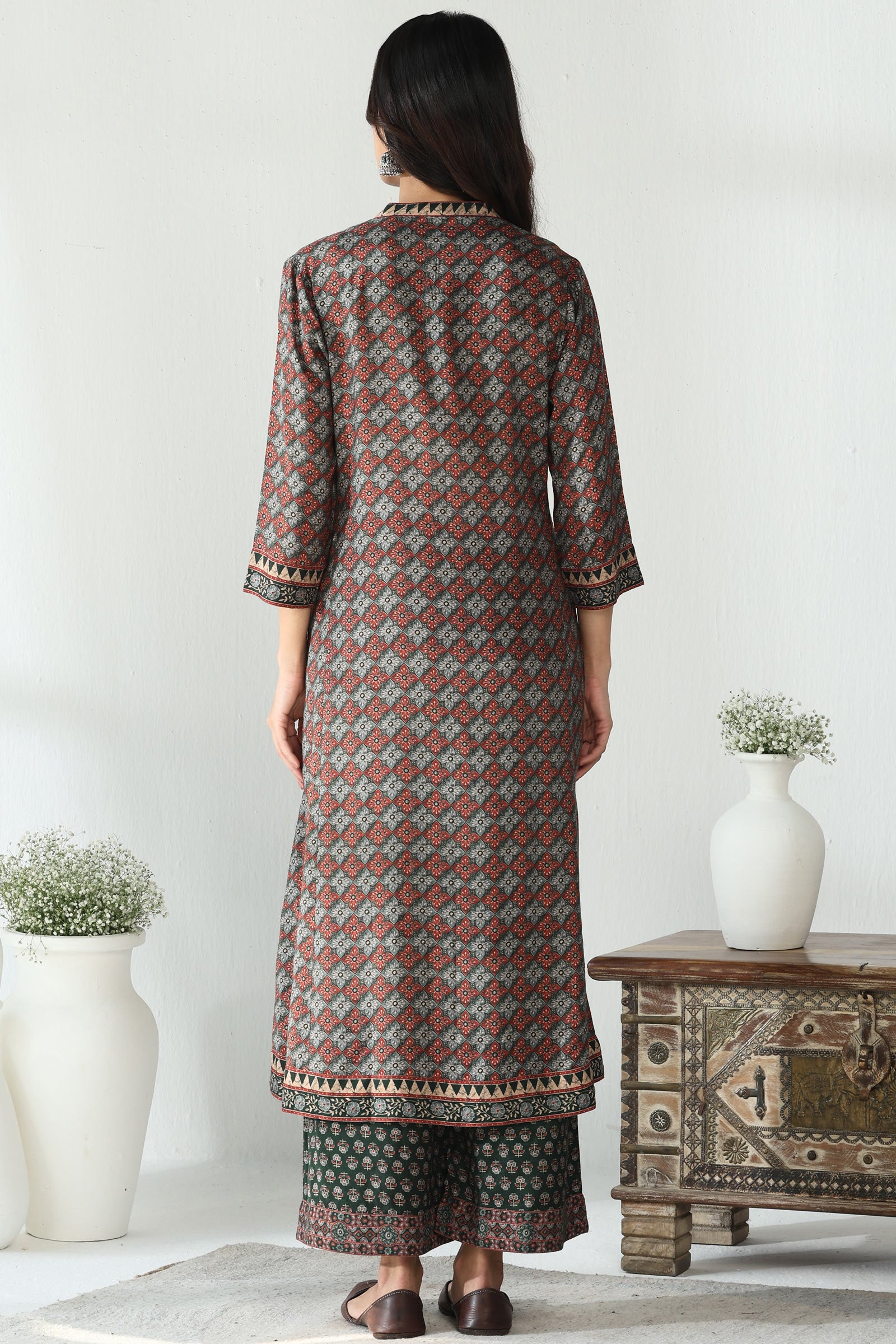 Rangrez Nasira Kurta