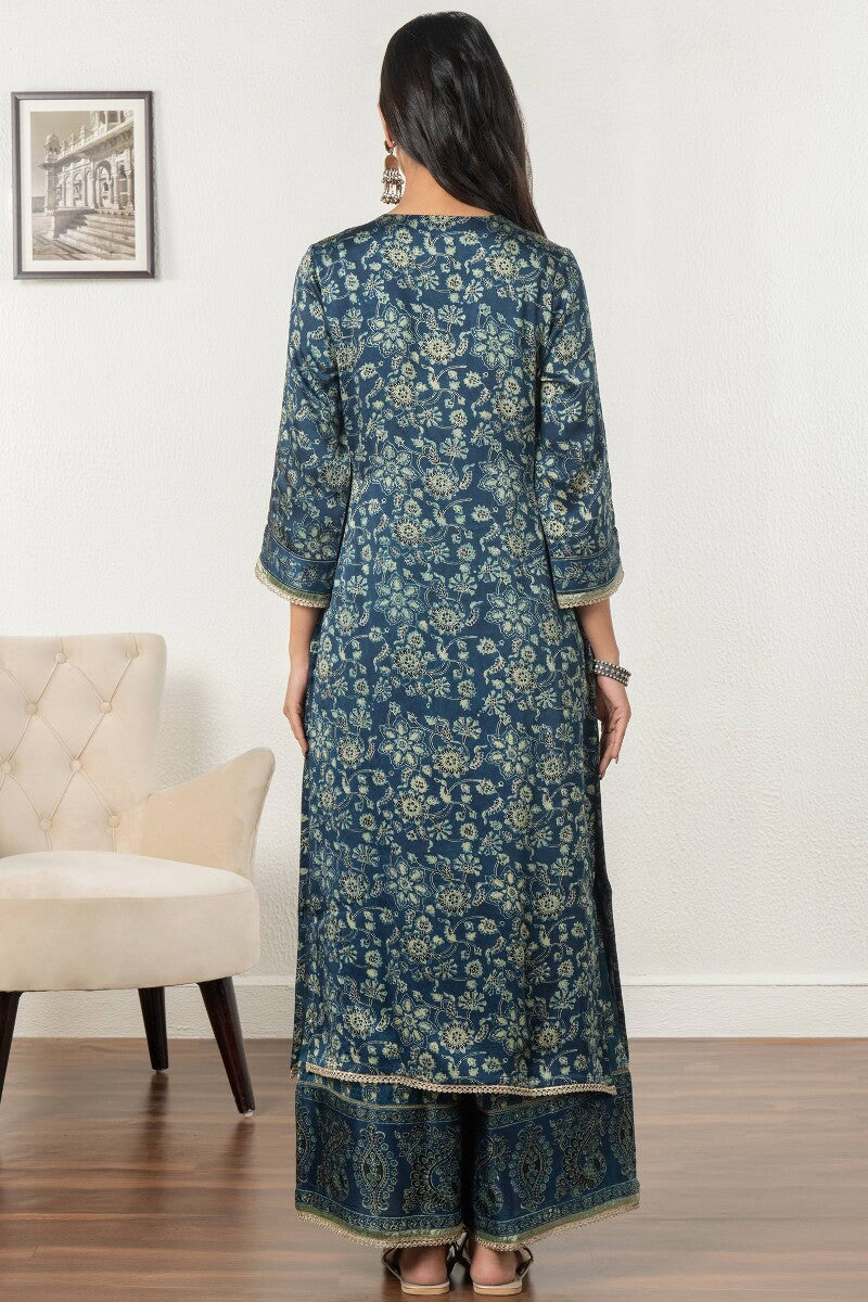 Zubeida Sabah Ajrak Modal Kurta