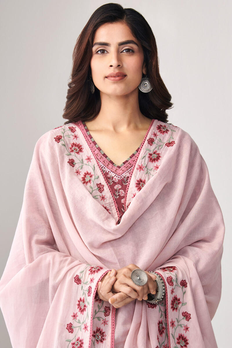 Nasrine Nadia Mul Dupatta