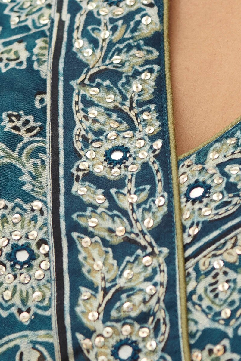 Zubeida Sabah Ajrak Modal Kurta
