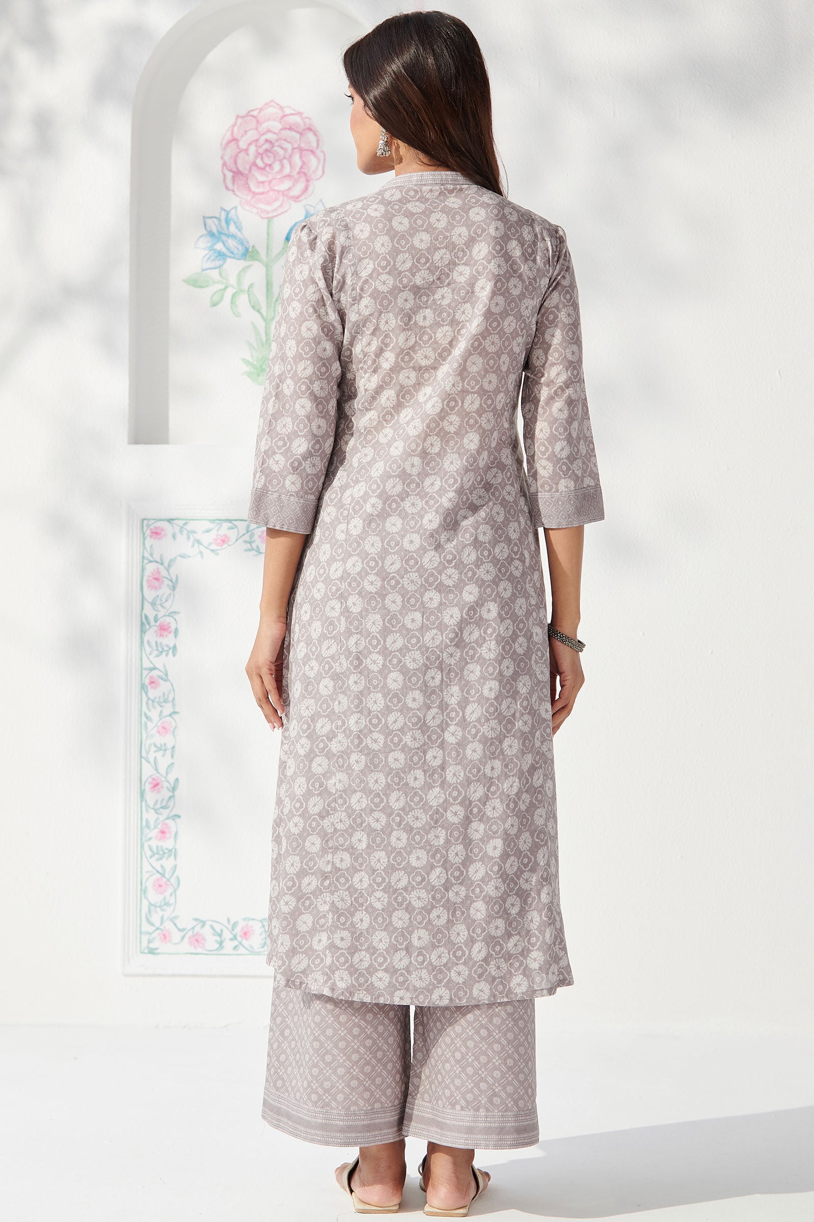 Surplus: Rangrez Armin Kurta