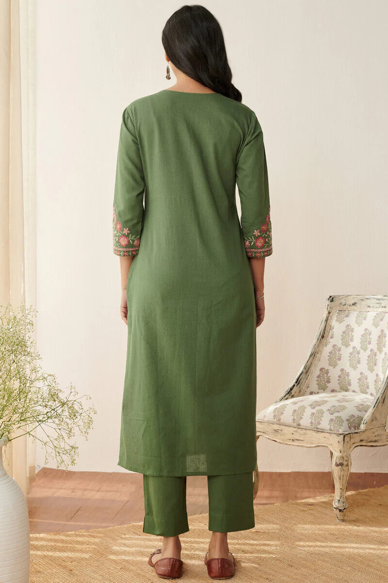Surplus: Mehreen Saira Kurta