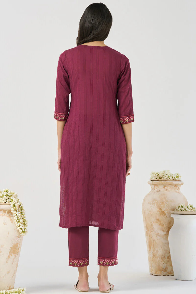 Surplus: Mehraab Azma Kurta