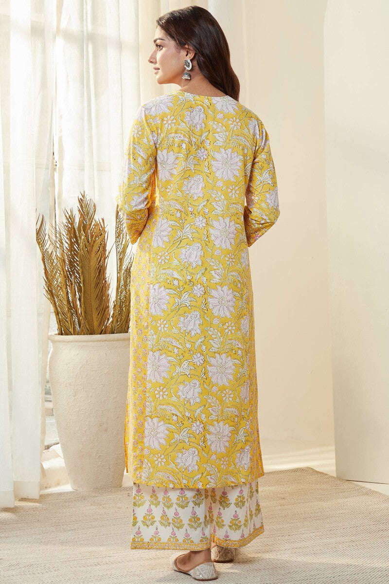 Nafees Zinat Kurta