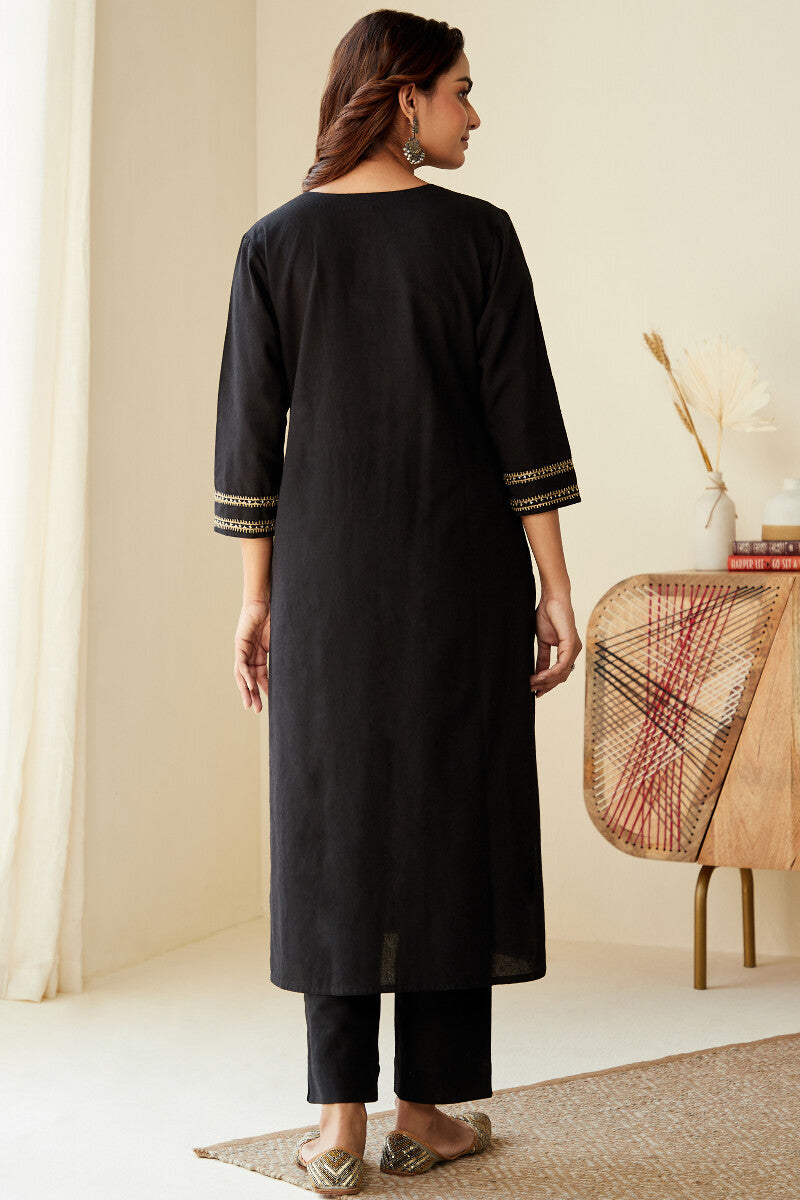 Mirza Raisa Kurta