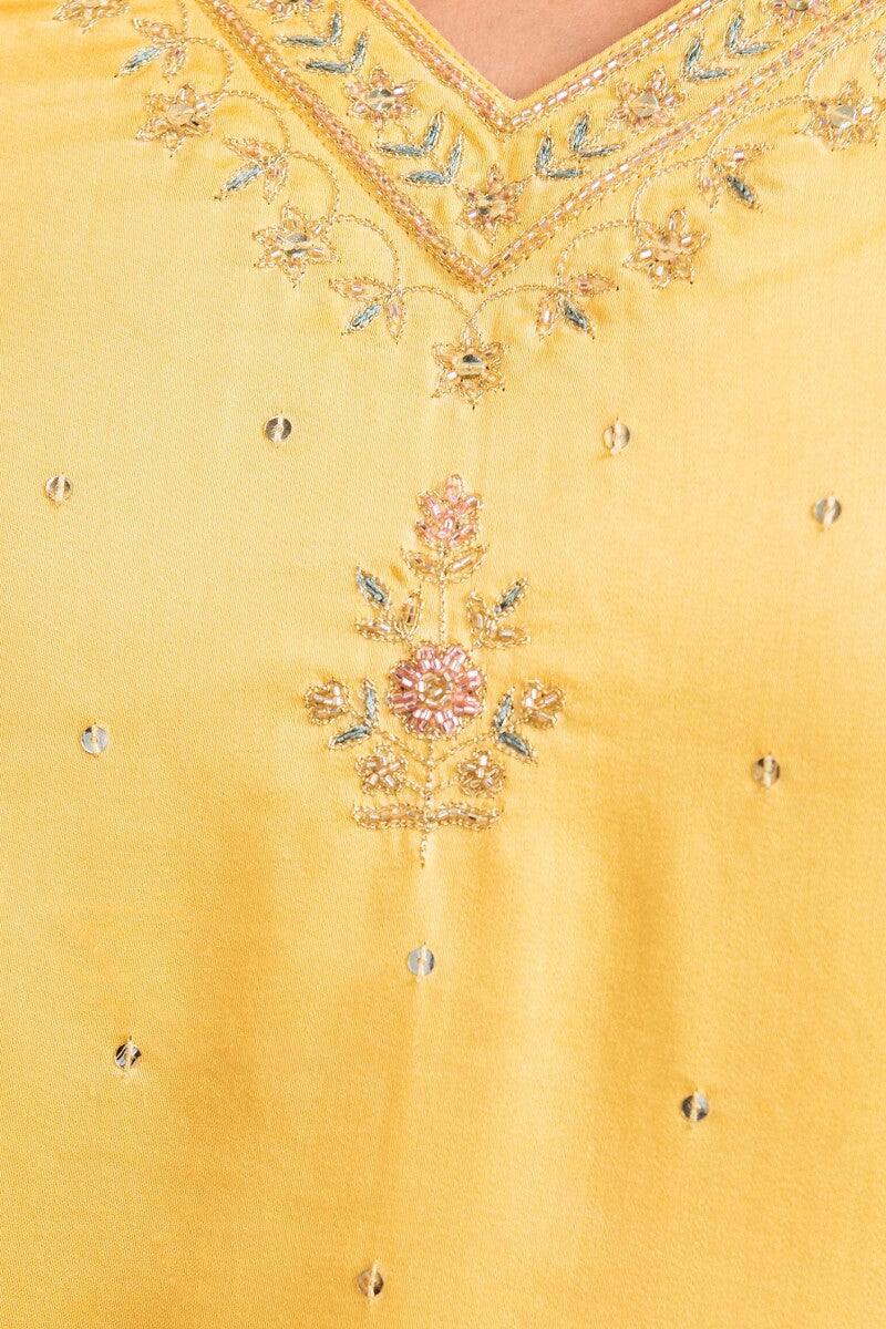 Shirin Mirza Modal Kurta