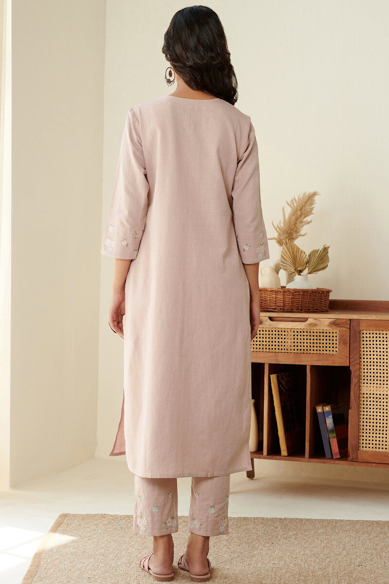 Gauhar Inaya Kurta