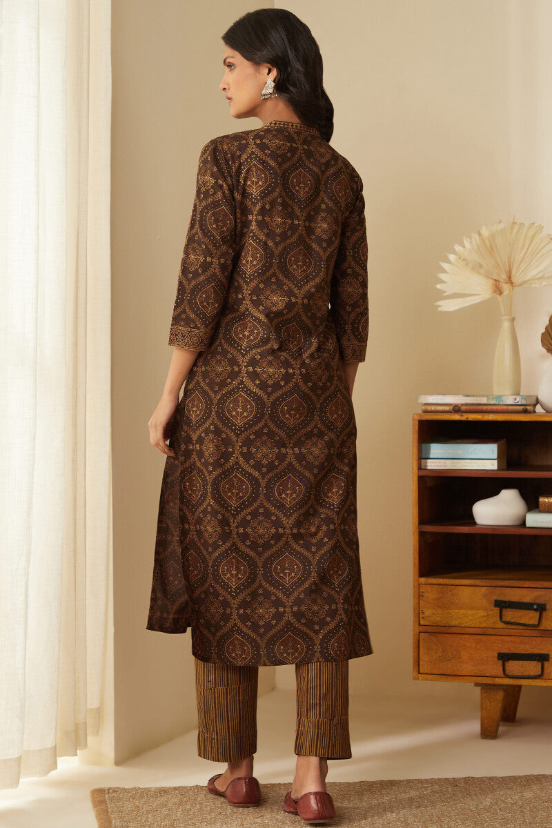 Sehra Yasmine Ajrak Kurta