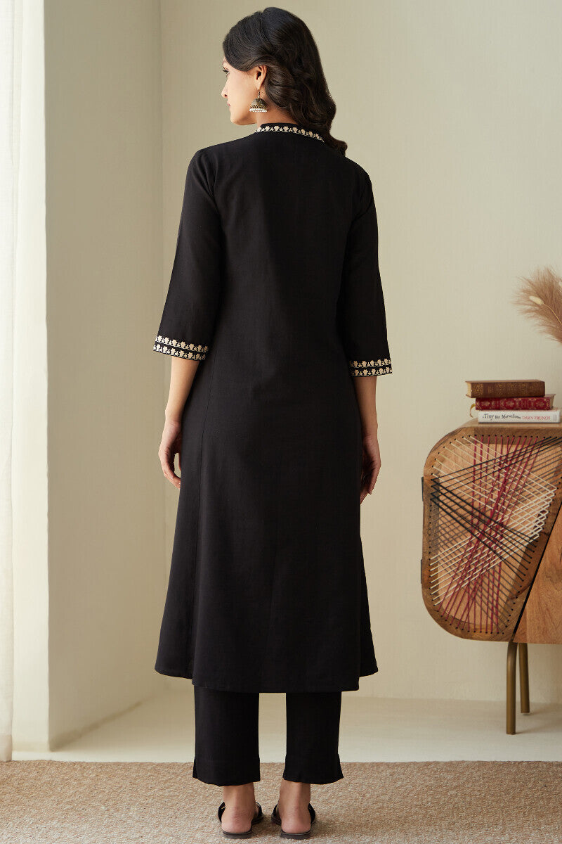 Mirza Kaynat Kurta
