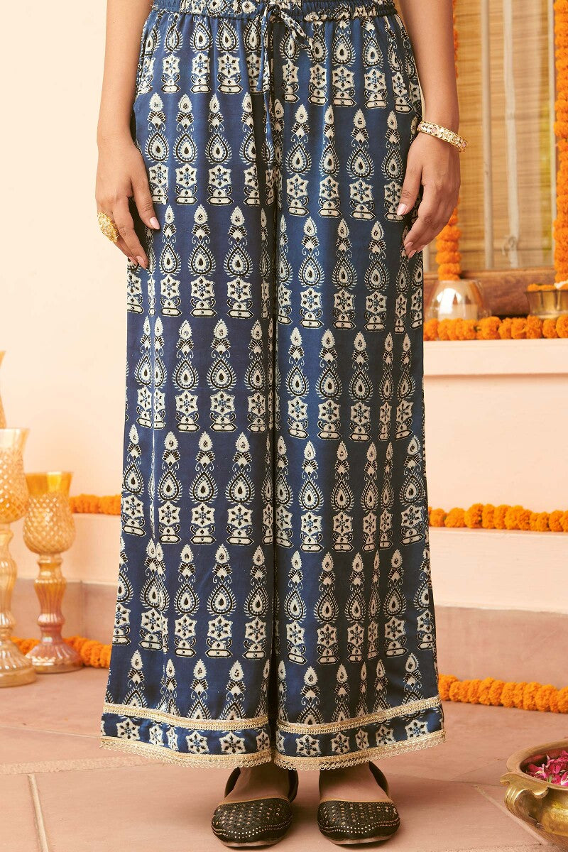 Mehrunissa Zubeida Ajrak Kurta Set (Kurta + Pants)