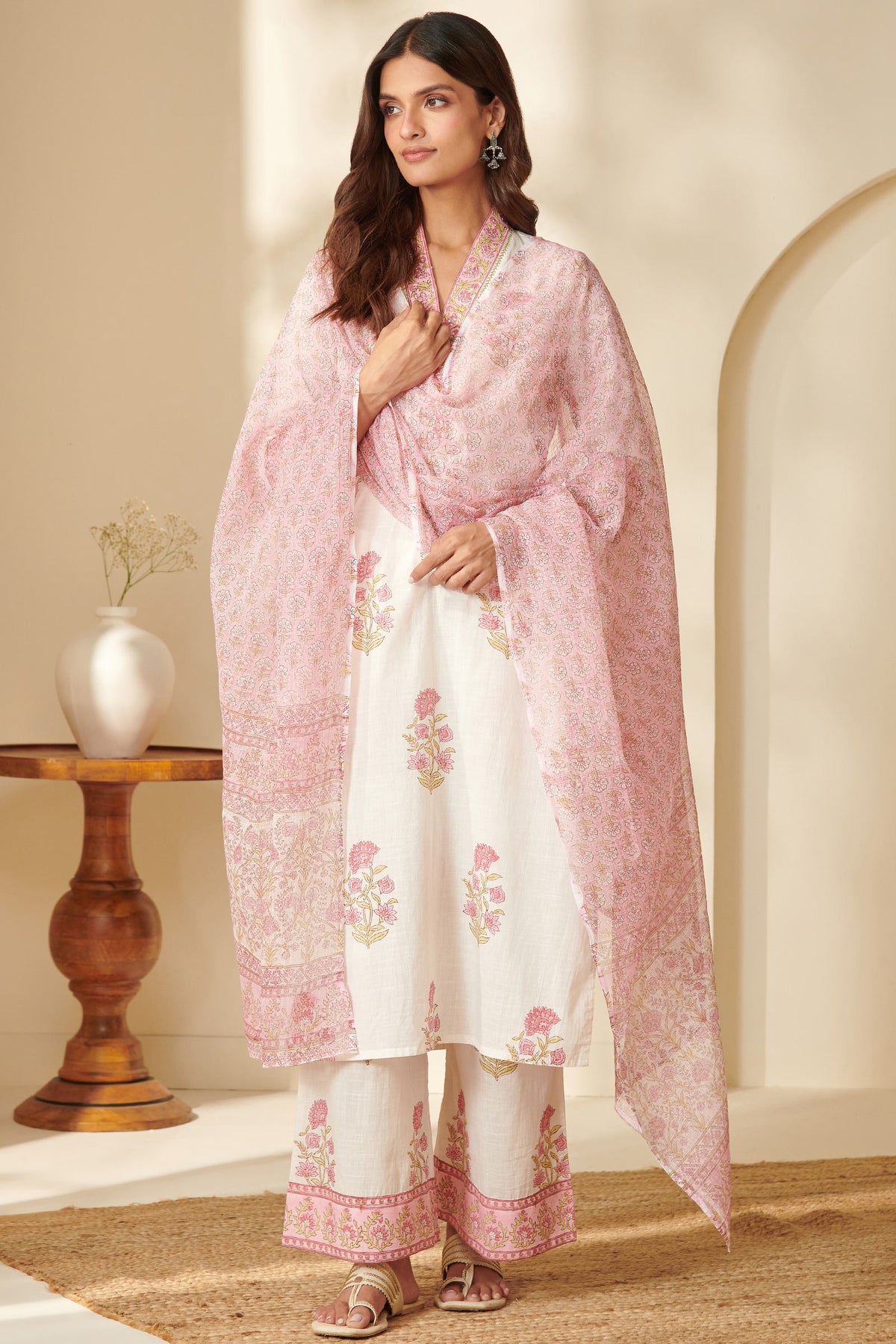 Gulbarg Rania Sanganeri Kurta