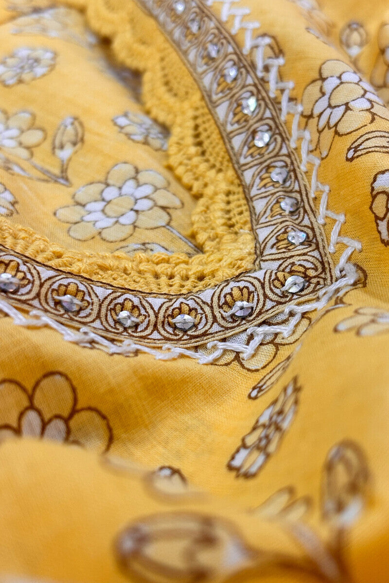 Gulraiz Nargis Sanganeri Kurta