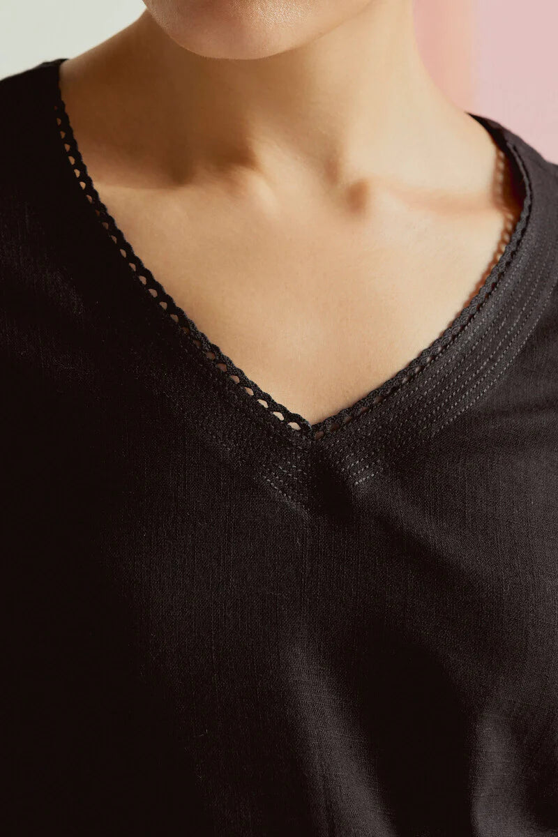 Surplus: Roza Sahira Black Kurta