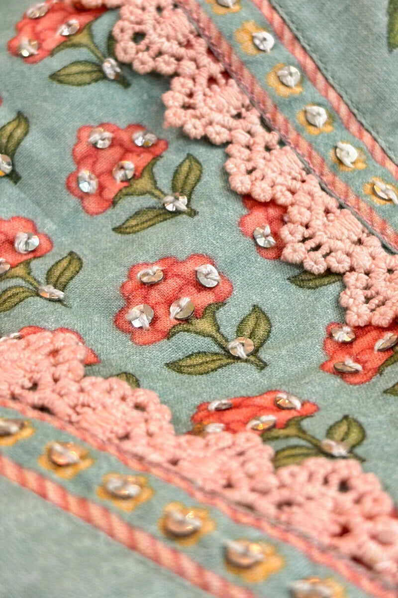 Surplus: Gulraiz Zafina Kurta