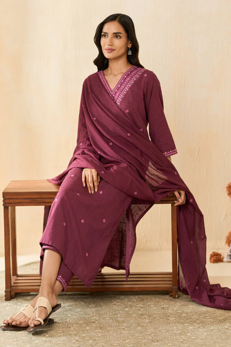 Surplus: Mehraab Farhat Kurta