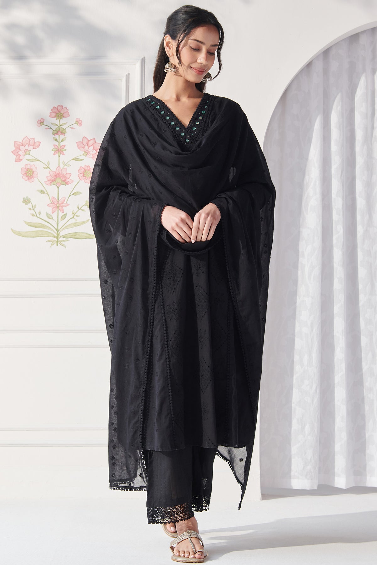 Mumtaz Gulbano Black Kurta