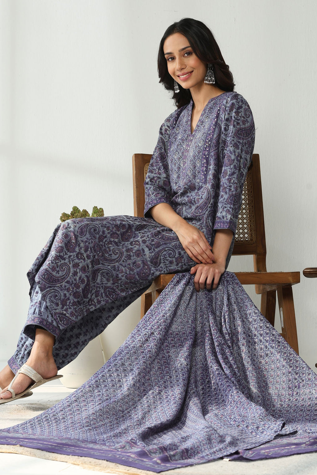 Surplus: Sehra Mahi Akola Kurta