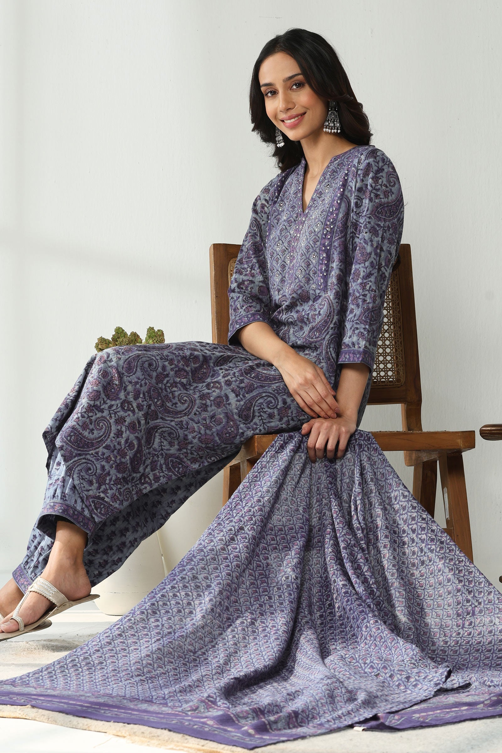 Surplus: Sehra Mahi Akola Kurta