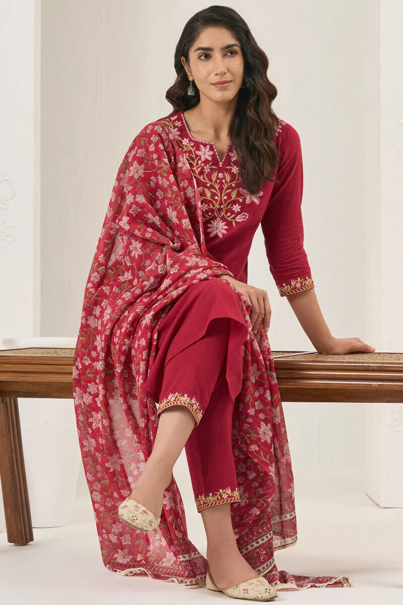 Surplus: Mehraab Shahida Kurta