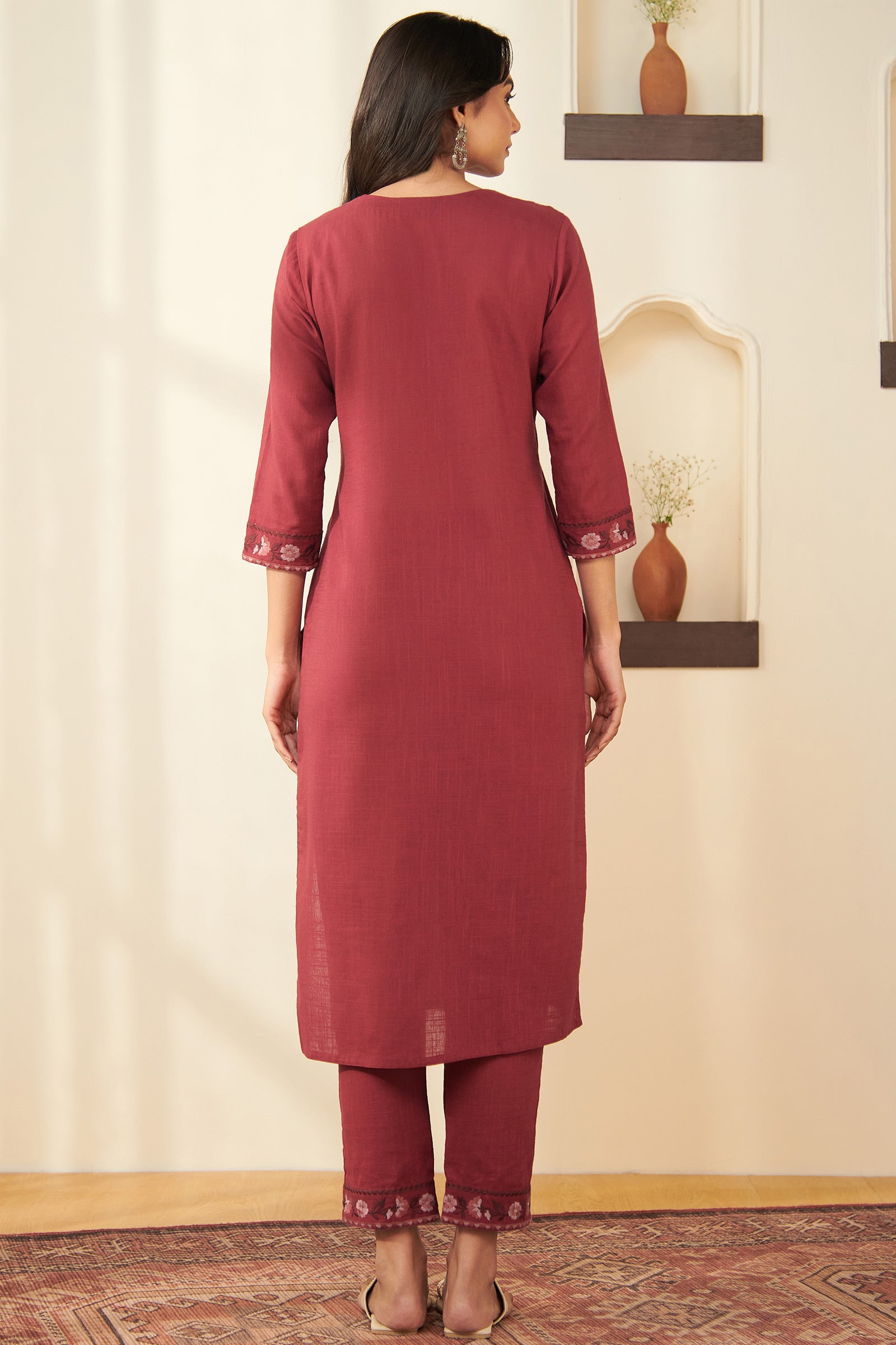 Surplus: Mehraab Shabnam Kurta