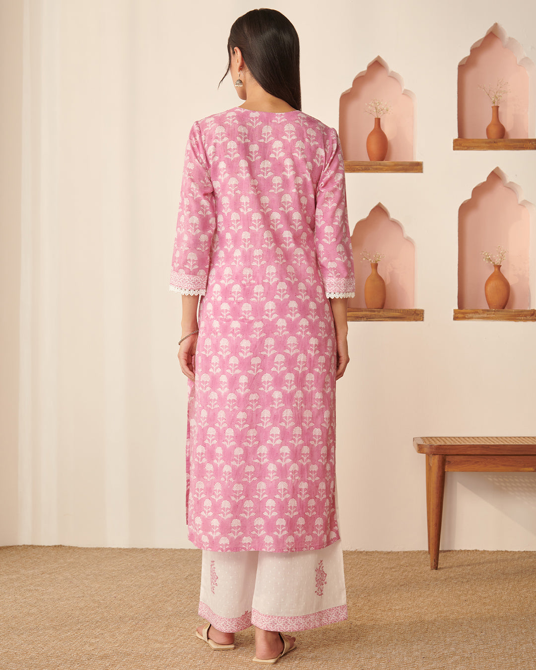 Rosheen Niyamat Sanganeri Kurta