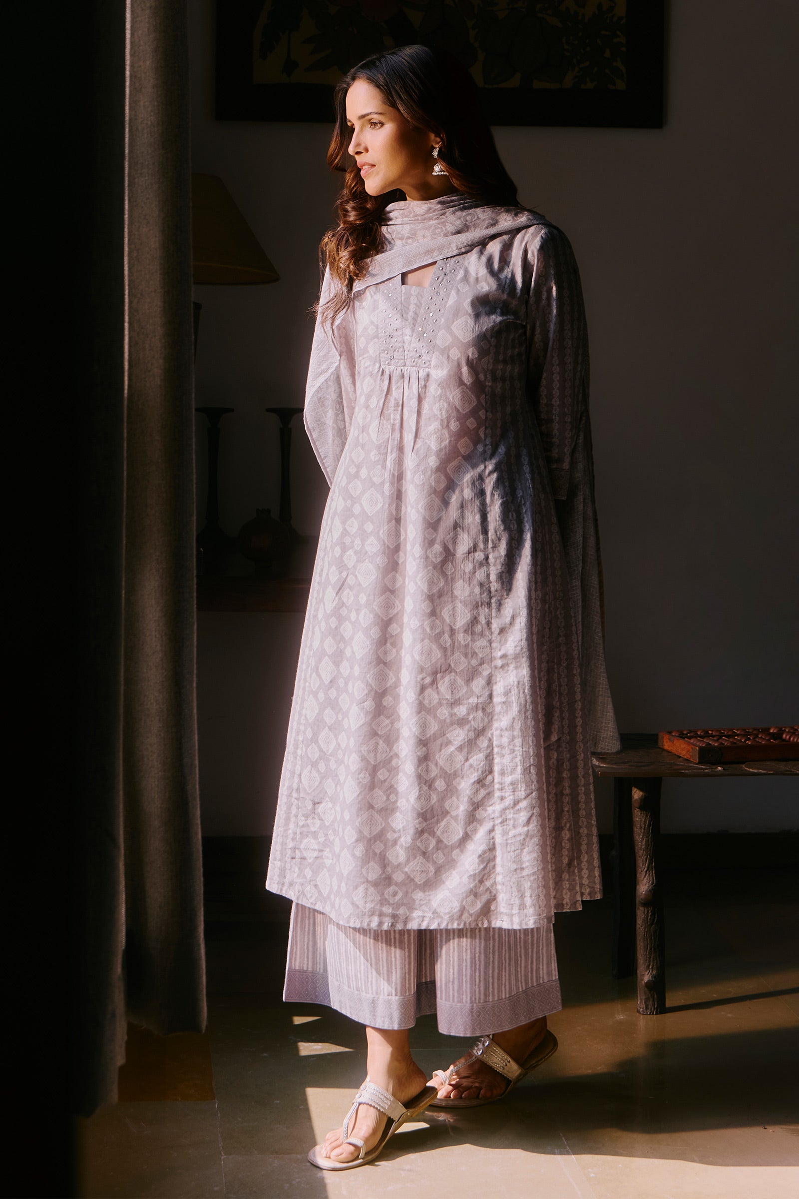 Surplus: Rangrez Parisa Kurta