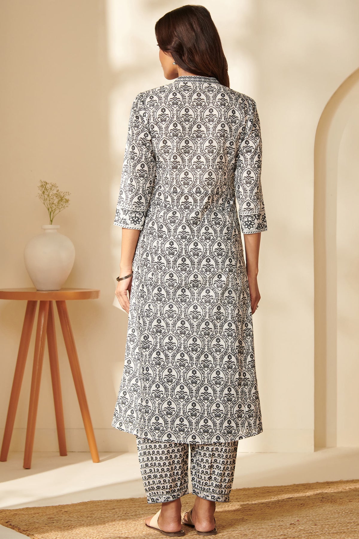 Gauhar Fareeha Sanganeri Kurta