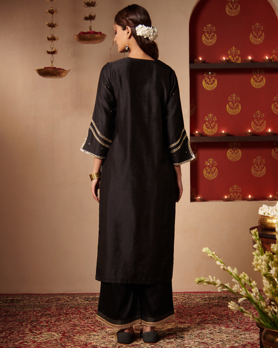Roshanara Aarya Midnight Black Kurta