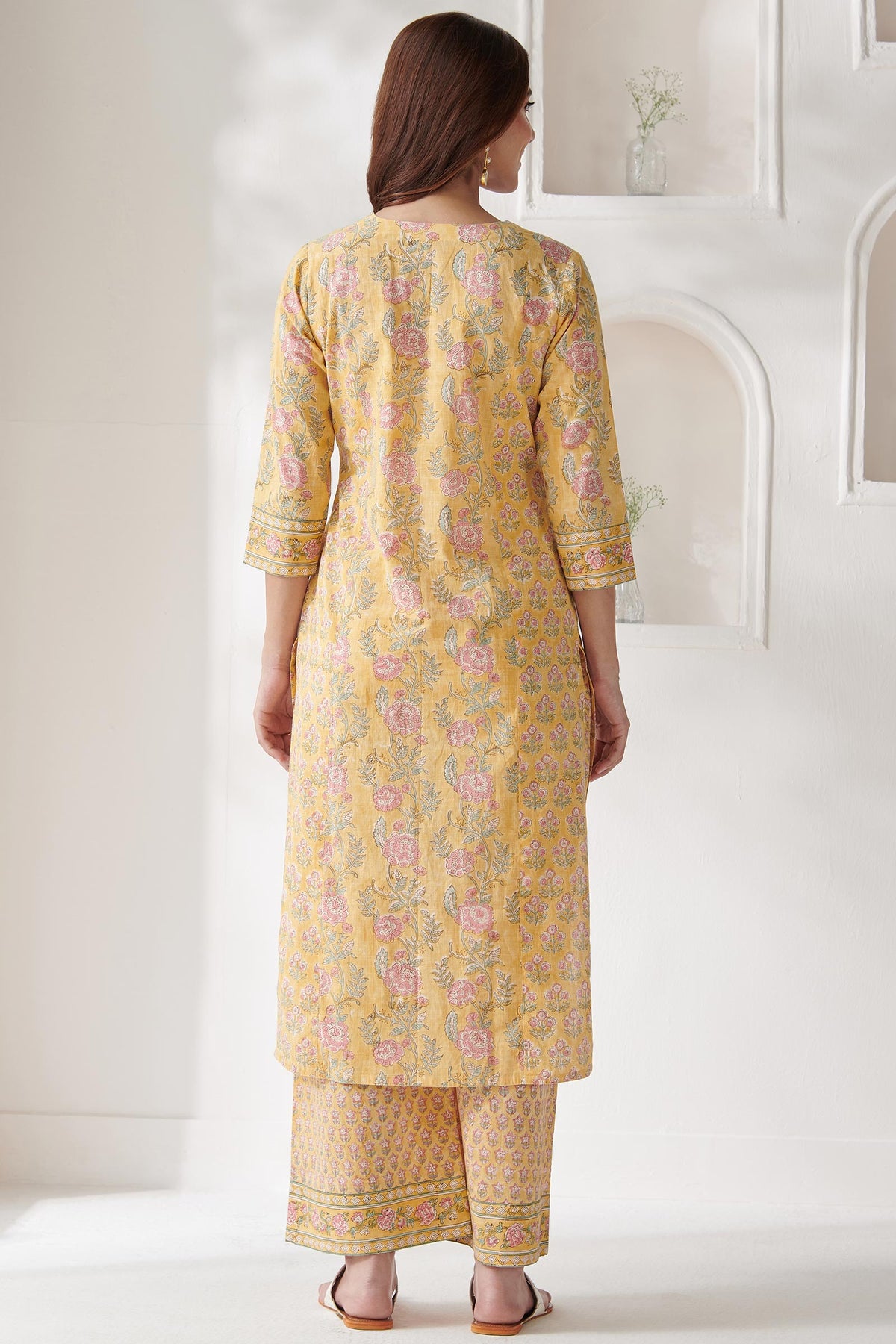 Surplus: Gulshan Bagh Fizah Yellow Sanganeri Kurta