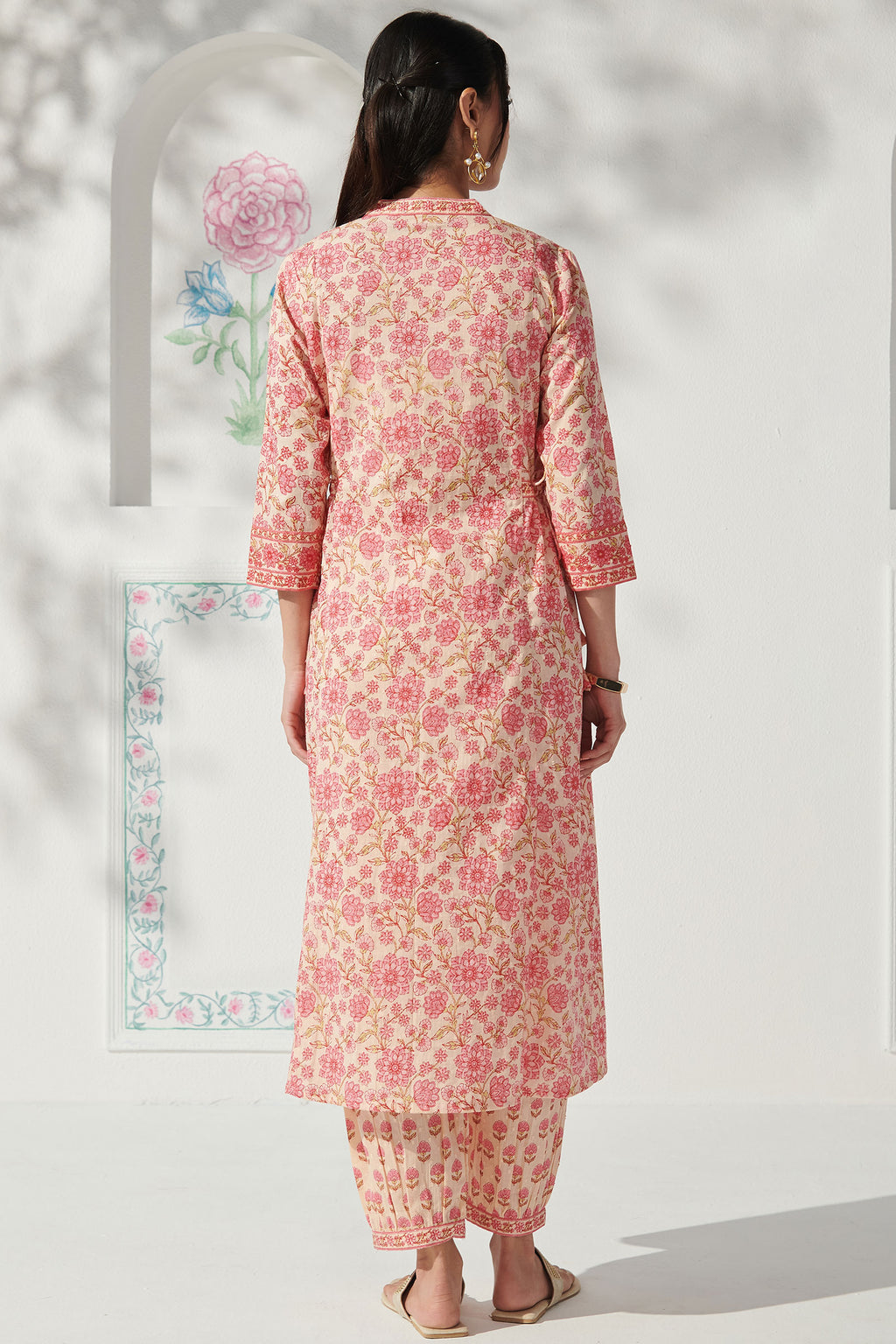 Surplus: Gulbahar Nafia Sanganeri Kurta