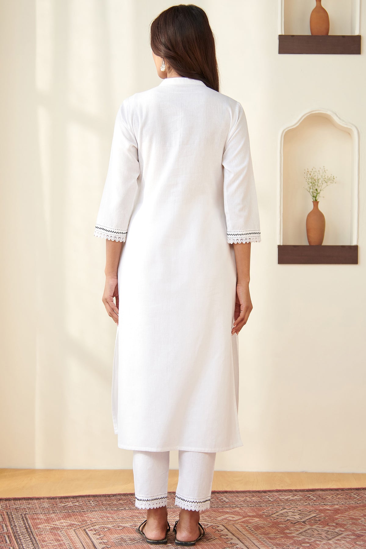 Kashida Parisa White Kurta