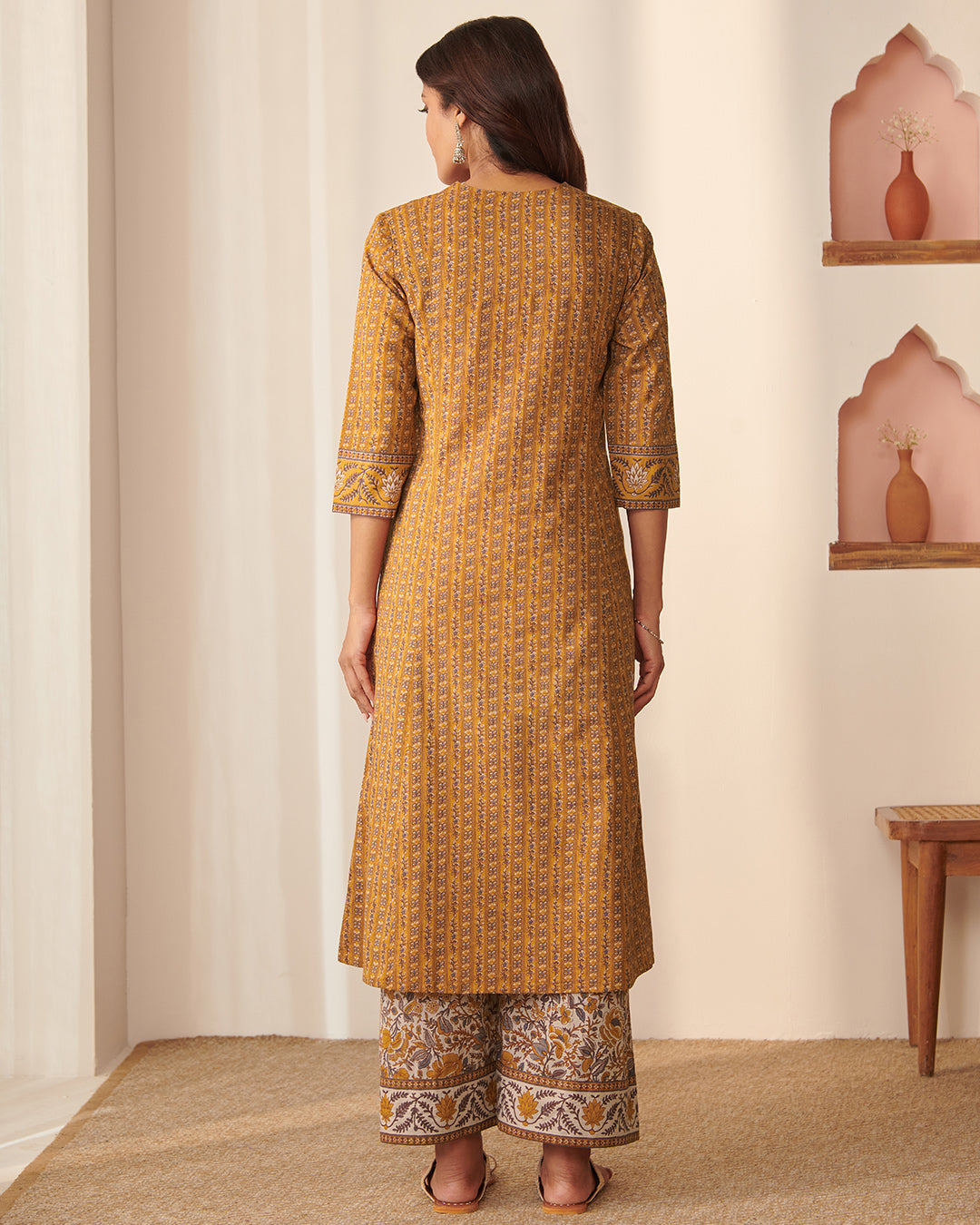 Gauhar Shahida Sanganeri Kurta