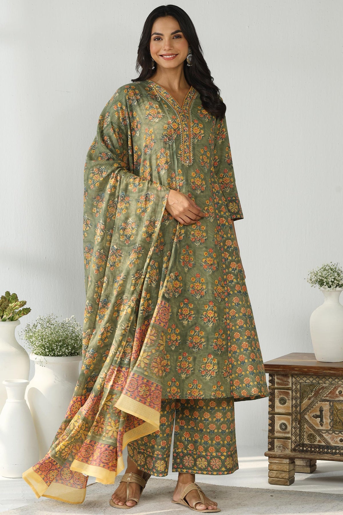 Nayanjal Gulshan Sanganeri Kurta
