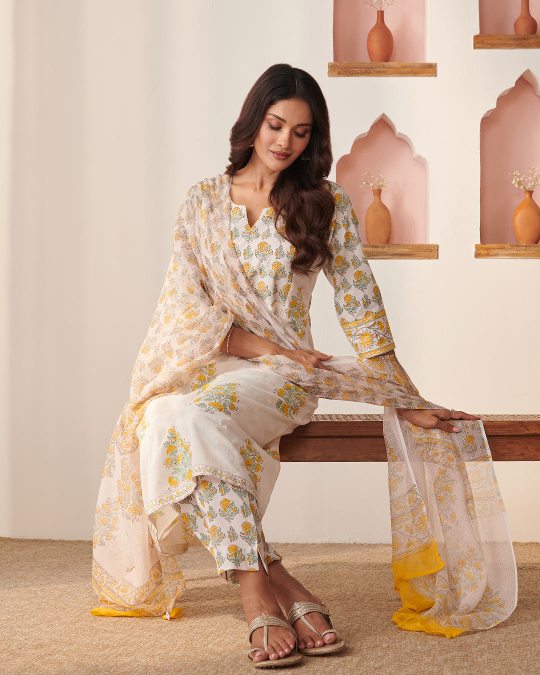Roz Meher Omaira Sanganeri Kurta