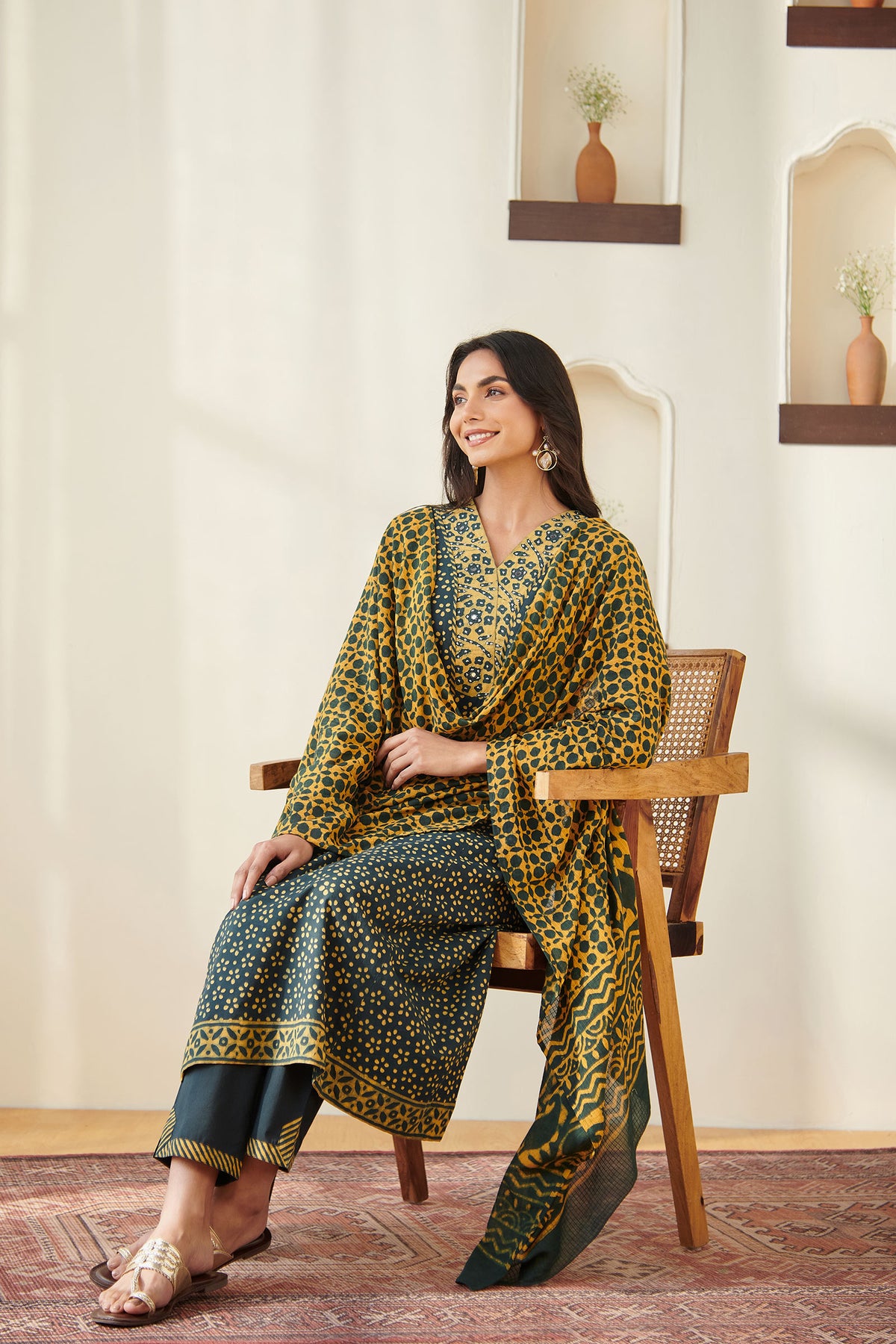 Sehra Nikhat Kurta