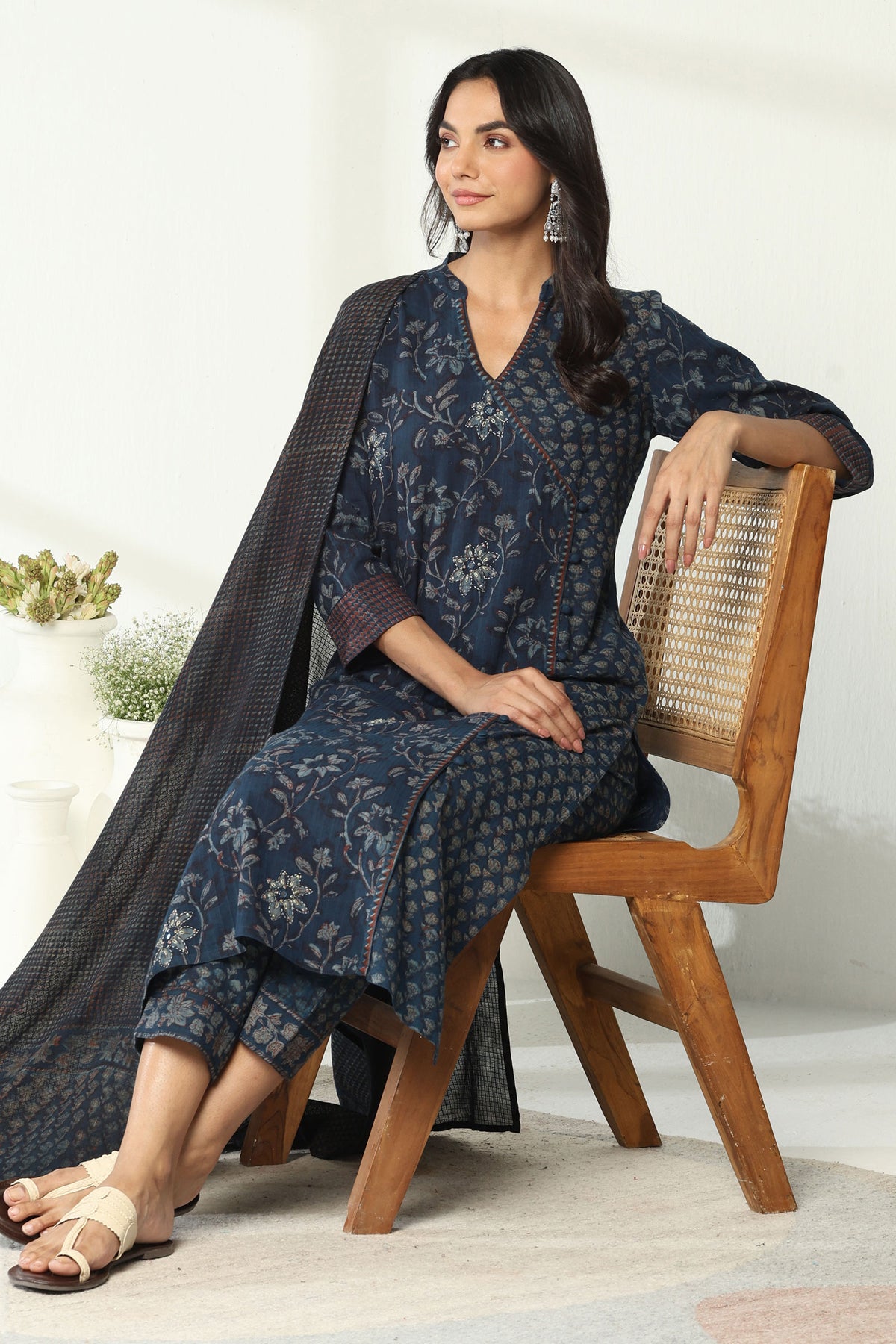 Sehra Maisha Akola Kurta