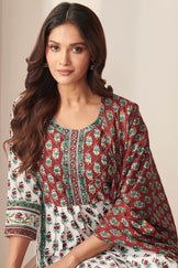 Gauhar Aafiya Kurta
