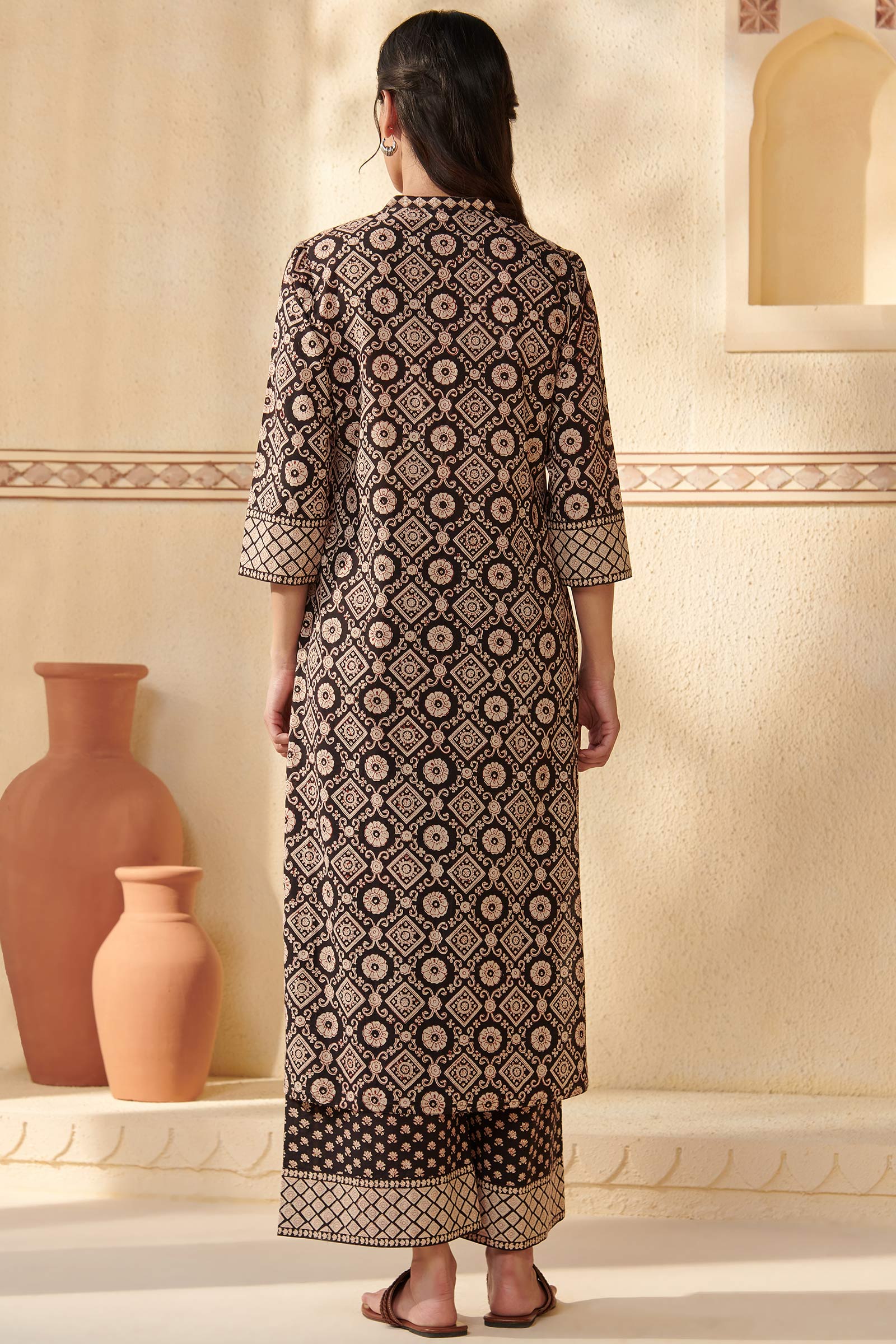 Surplus: Sehra Alisha Bagru Kurta