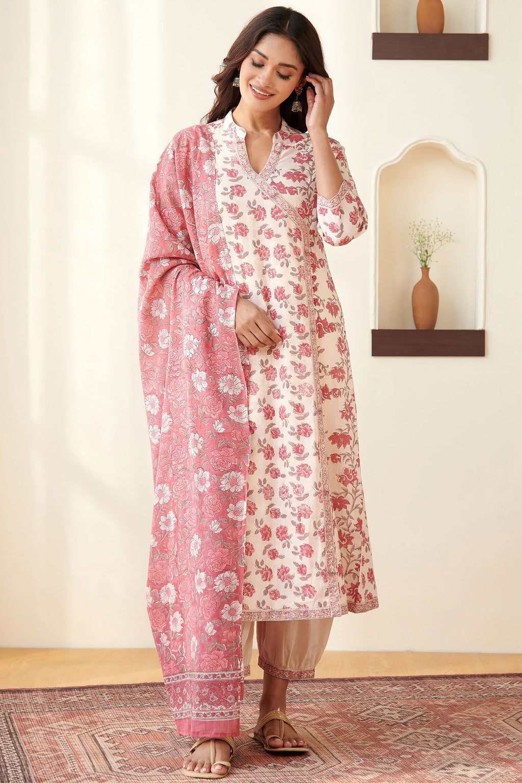 Surplus: Gulbarg Farnaz Sanganeri Kurta