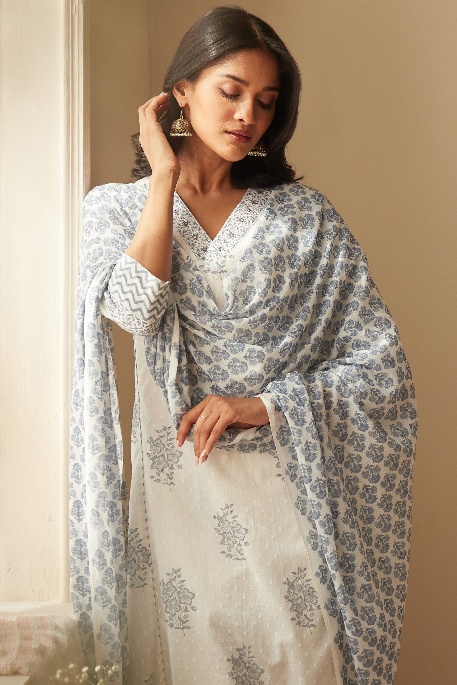 Rosheen Safeena Sanganeri Kurta