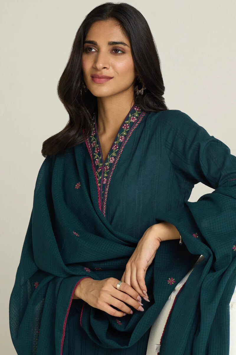 Surplus: Mehraab Simer Kurta