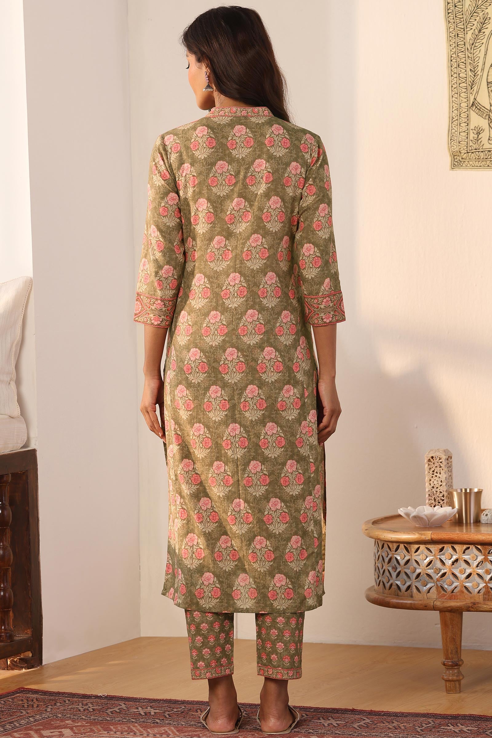 Surplus: Gauhar Asma Kurta