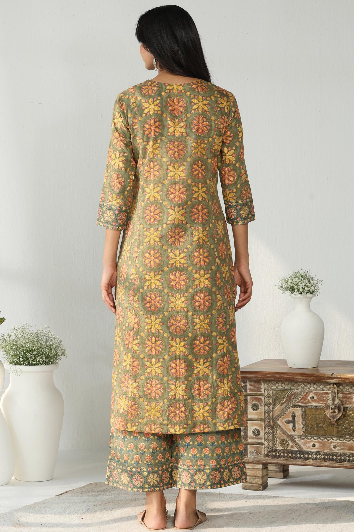 Nayanjal Shaheena Sanganeri Kurta